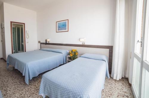 Hotel Europa Gabicce Mare Extérieur photo