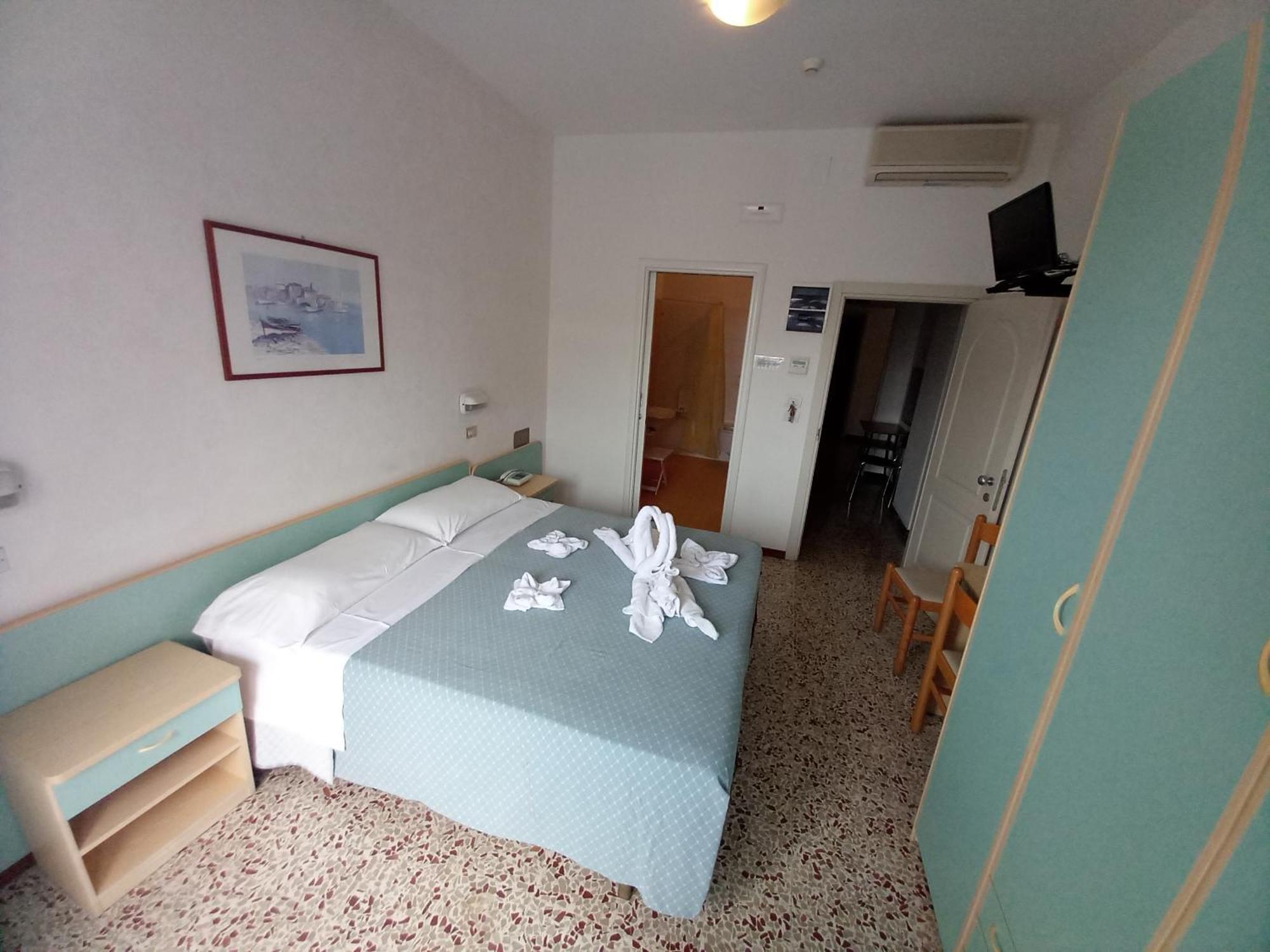 Hotel Europa Gabicce Mare Extérieur photo